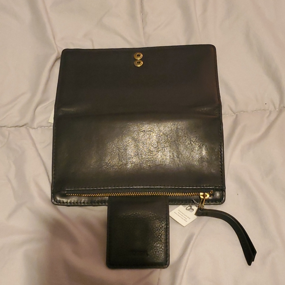 Fossil - Picture 2 of 2